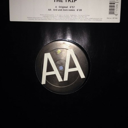 DJ Gizzy vs The Hooch (2)-0