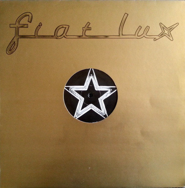 Star Deluxe-0