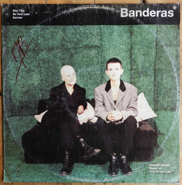 Banderas-0