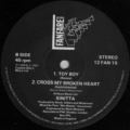 Sinitta-3
